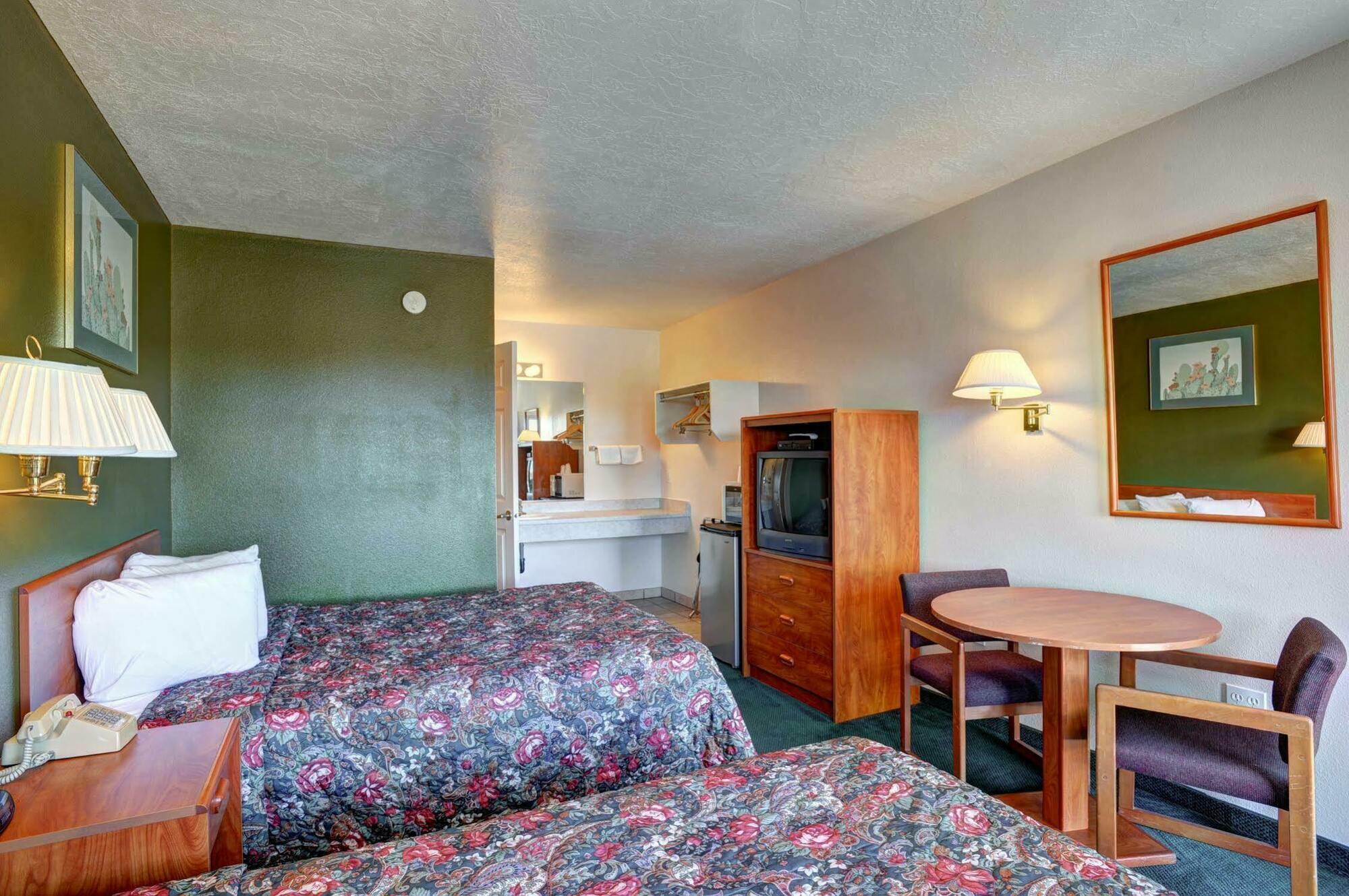 Rodeway Inn Cedar City Dış mekan fotoğraf