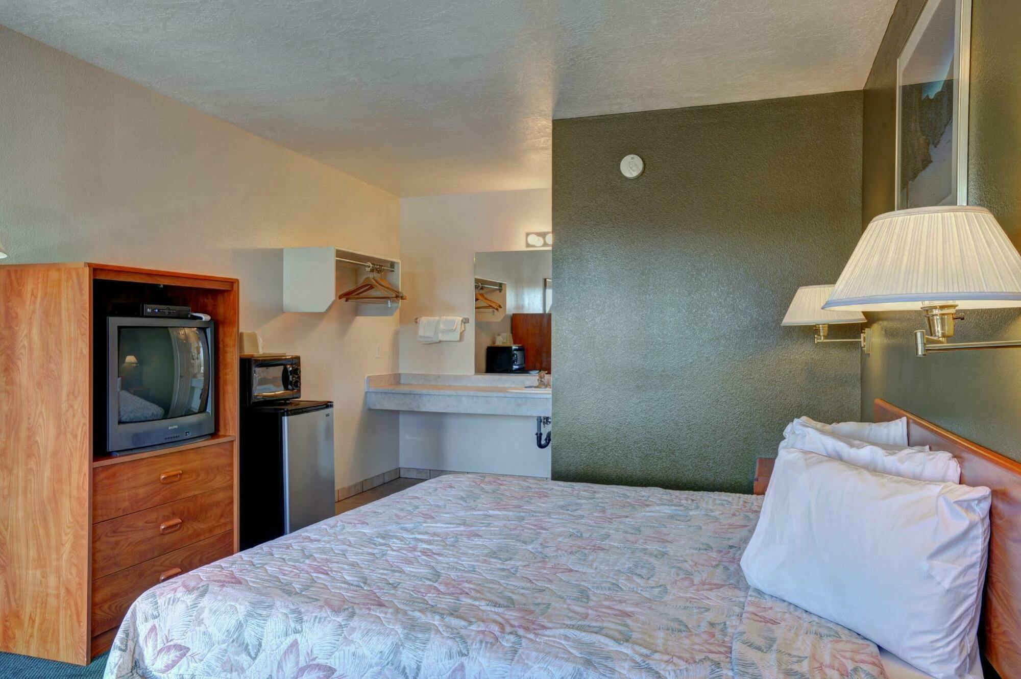 Rodeway Inn Cedar City Dış mekan fotoğraf